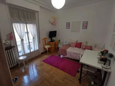 Habitació de lloguer, Vitòria (2/10)