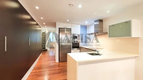 Flat 67 m² in Barcelona (2/19)