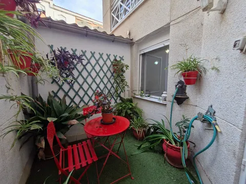 Pis de 50 m² a Cenes de la Vega