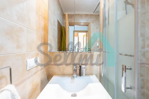 Flat 82 m² in Oviedo