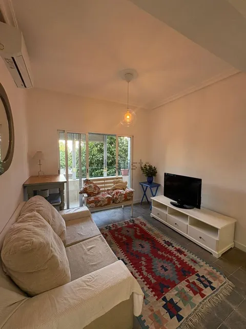 Flat 75 m² in Seville