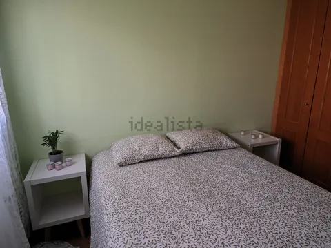 Habitació de lloguer, Madrid (2/2)