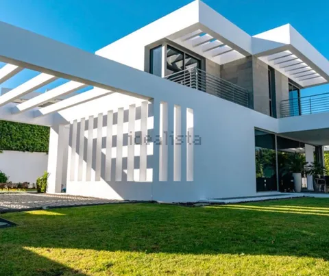 Casa 360 m² a Estepona