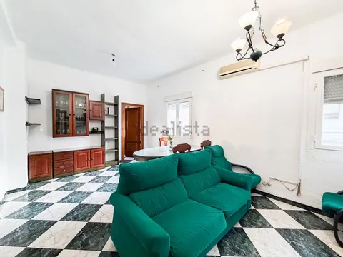Pis de 82 m² a Baza
