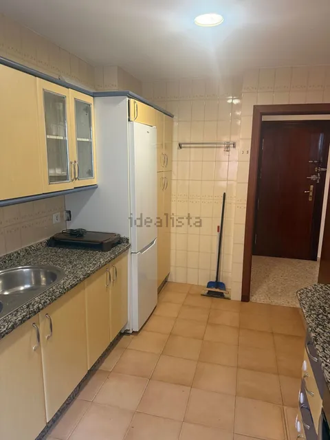 Habitación en alquiler, Sevilla (4/12)