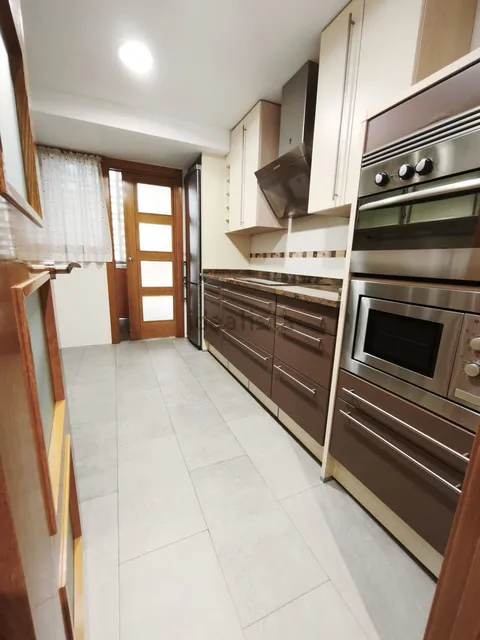 Wohnung 78 m² in Saragossa