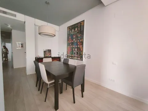 Apartamento 100 m² em València