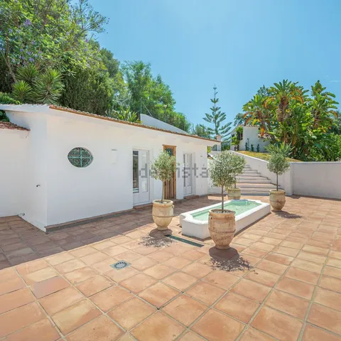 Haus 350 m² in Marbella