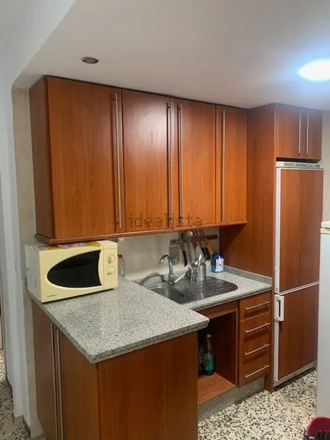 Кімната в оренду, Севілья