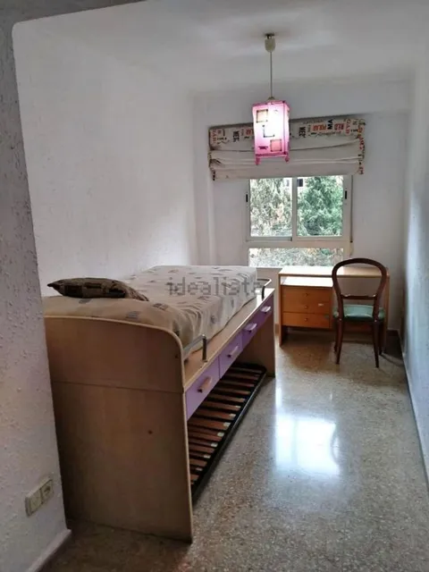 Pis de 85 m² a València