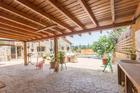 Stanza in affitto, Argentona