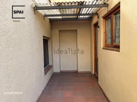 Flat 110 m² in Centelles