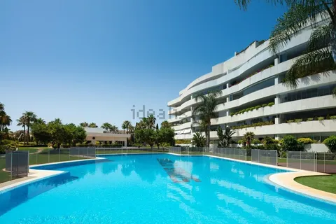 Wohnung 300 m² in Marbella