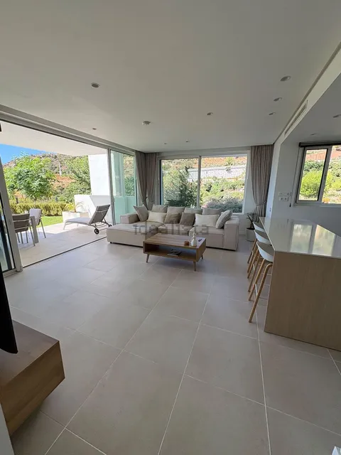 Appartement 221 m² à Ojén