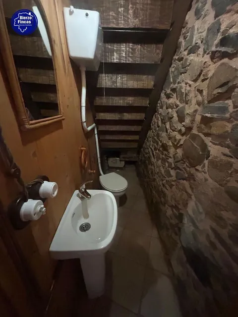 Casa de 92 m² a Noceda del Bierzo