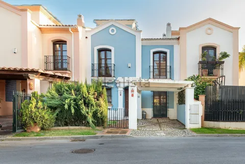 Casa de 250 m² en Marbella