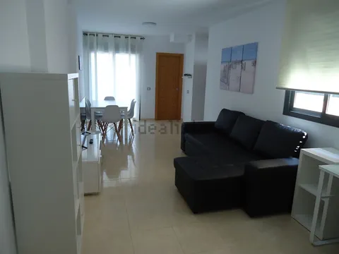 Pis de 90 m² a Vícar (2/31)