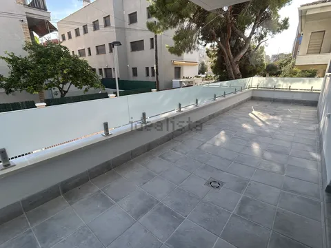 Wohnung 83 m² in Cubelles