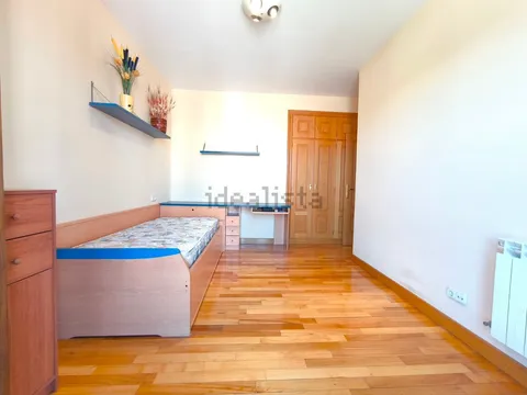 Pis de 100 m² a Lleó