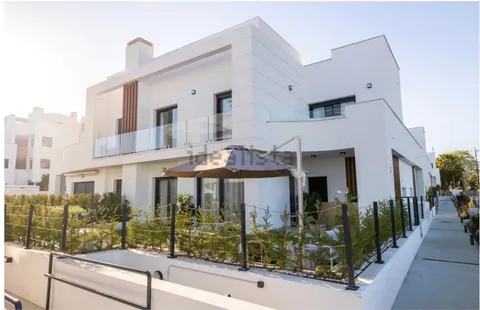 Casa de 280 m² a Estepona