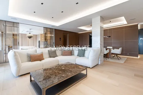 Wohnung 246 m² in Valencia