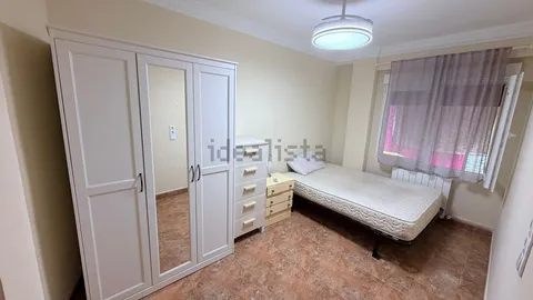 Habitación en alquiler, Zaragoza (3/6)