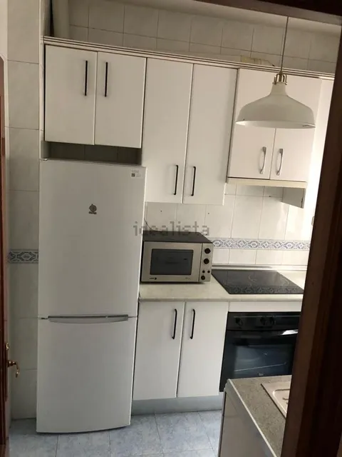 Кімната в оренду, Madrid