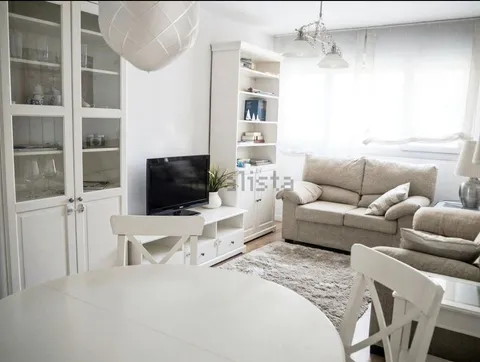 Flat 76 m² in Madrid (3/23)