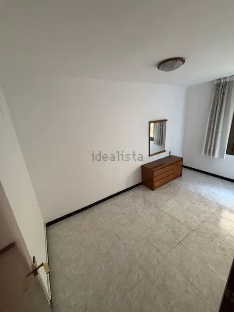Quarto para alugar, Montcada i Reixac (2/8)