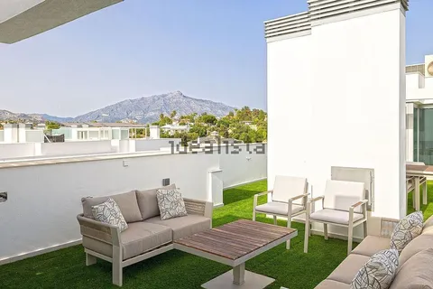 Haus 235 m² in Marbella