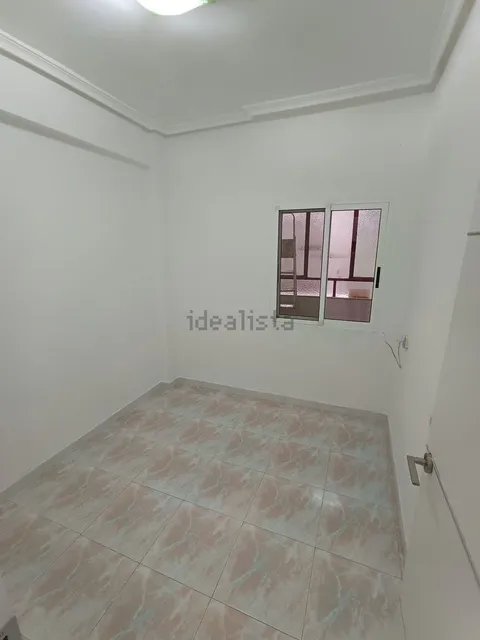 Flat 101 m² in Elda