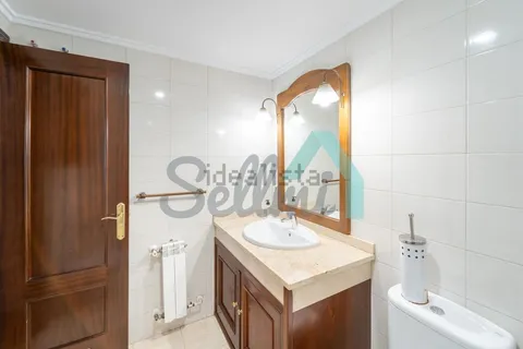 Pis de 75 m² a Oviedo