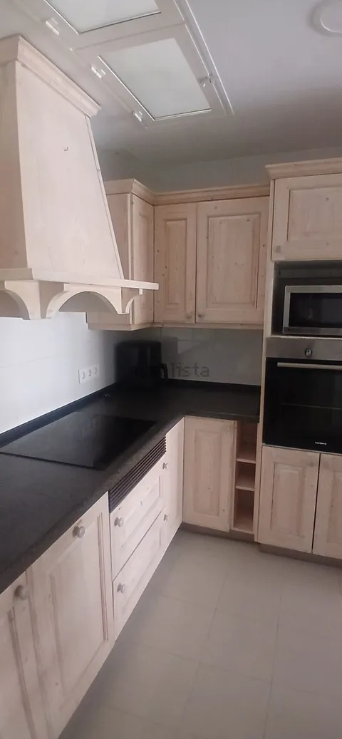 Apartamento 84 m² em Barañáin / Barañain