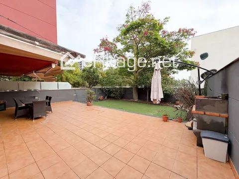 Casa 277 m² a l'Hospitalet de Llobregat (2/37)