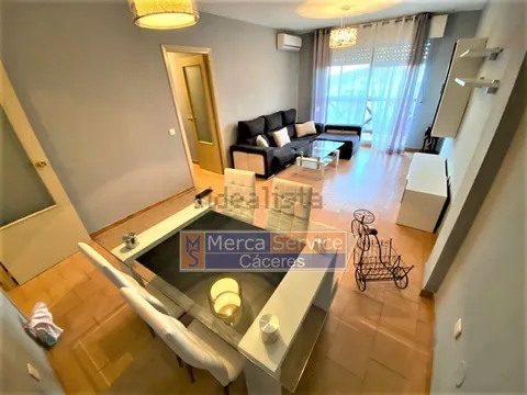 Appartement 80 m² à Cáceres