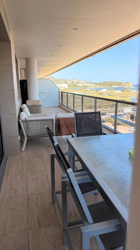 Habitació de lloguer, Eivissa