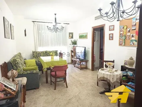 Pis de 85 m² a Còrdova