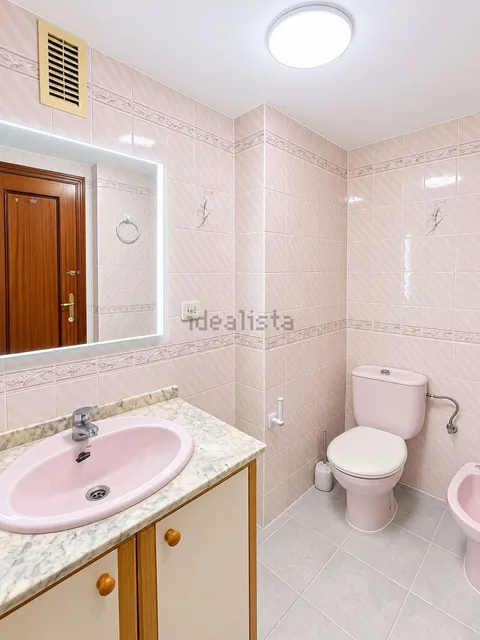 Wohnung 102 m² in Valencia