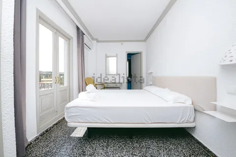 Habitació de lloguer, Santa Eulària des Riu