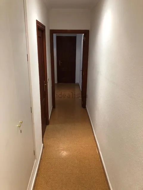 Кімната в оренду, Madrid