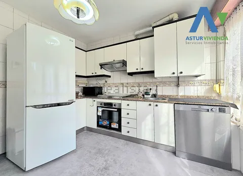 Pis de 97 m² a Oviedo (4/21)