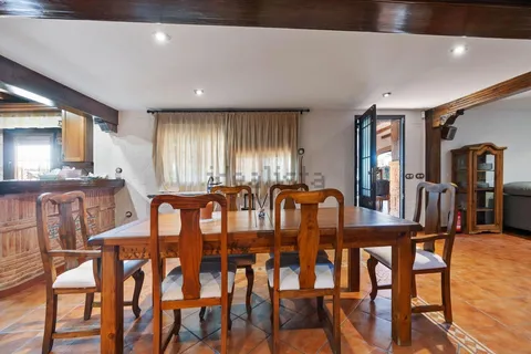 Casa de 395 m² a Onil