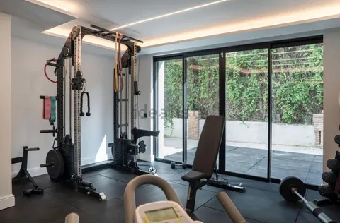 Haus 620 m² in Marbella