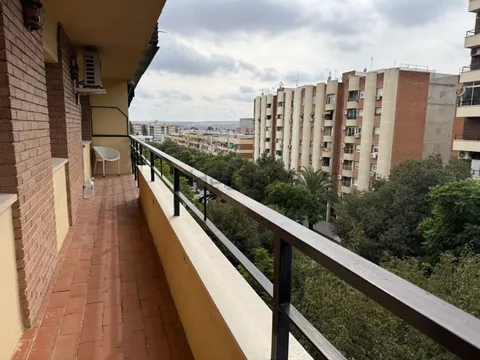 Pis de 111 m² a Còrdova