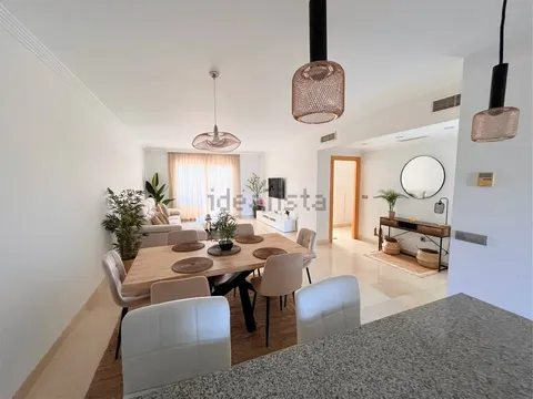 Flat 172 m² in Estepona (3/22)