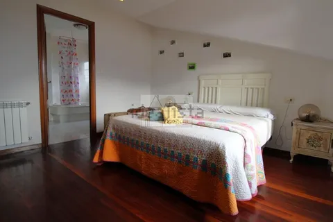 Maison 240 m² à Moaña