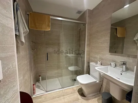 Pis de 130 m² a Pamplona