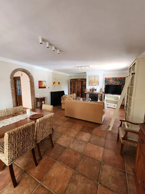 House 260 m² in Alhaurín de la Torre (2/28)