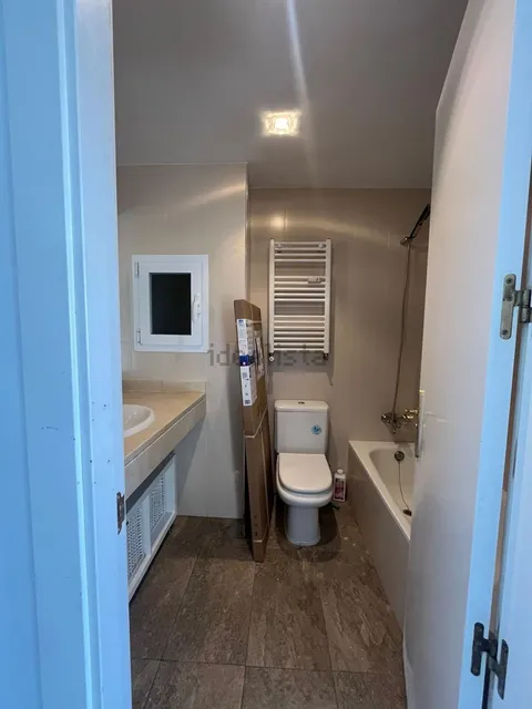 Wohnung 77 m² in Madrid