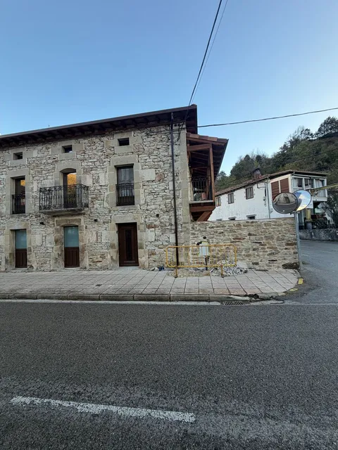 Piso de 115 m² en Espinosa de los Monteros (4/17)